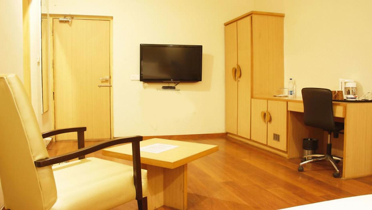 Classic Luxury Service Apartments Visakhapatnam Exterior foto